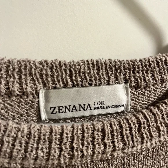 Zenana Outfitters Taupe Dolman Top - Picture 2 of 4